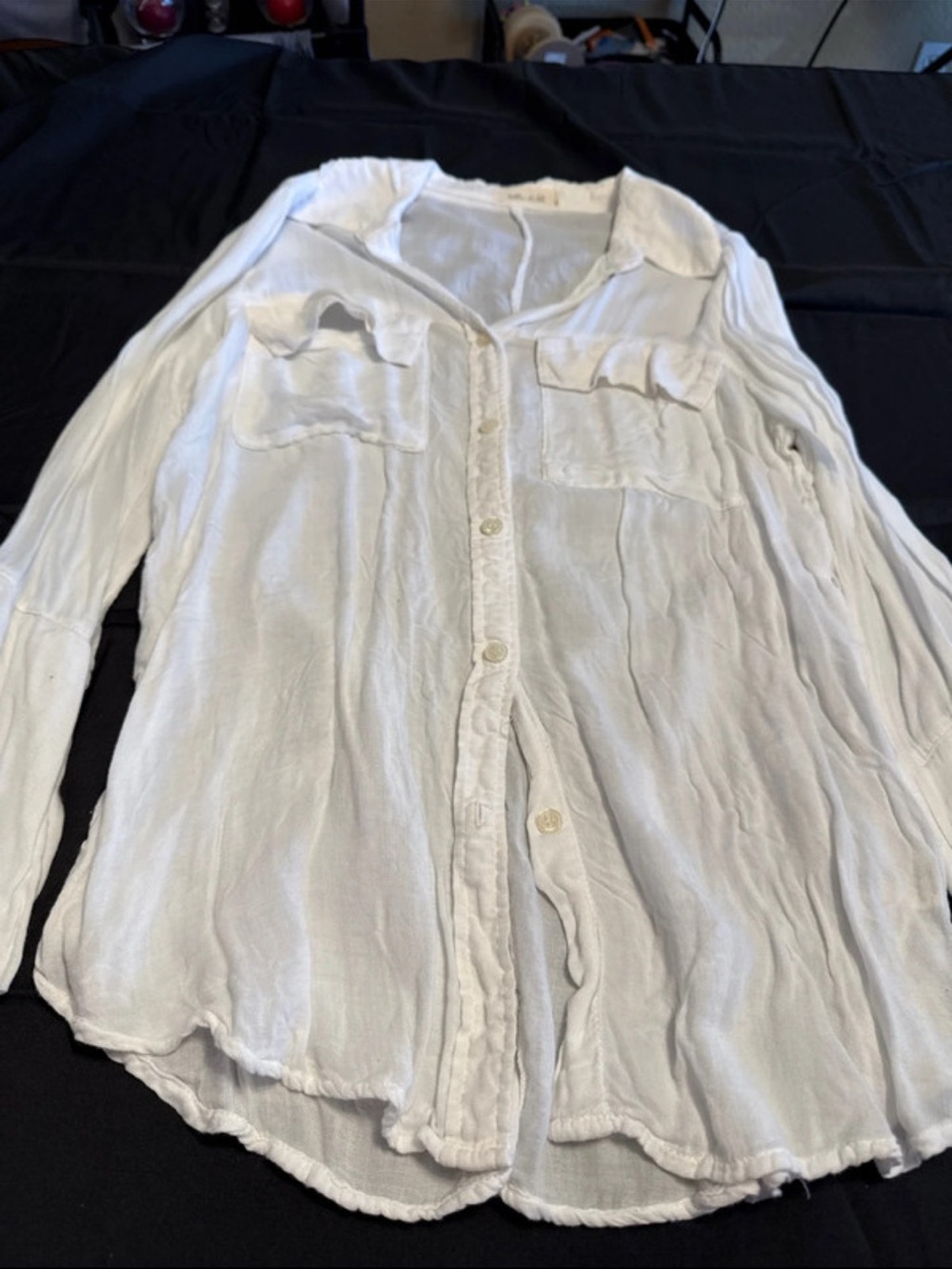 Bella Dahl White Lightweight Button-Down Shirt